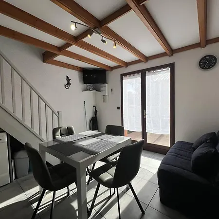 T3 Avec Terrasse, 6 Couchages, Proche Et Commerces, Quartier Calme, Parking Privé - Fr-1-81-365 Leucate